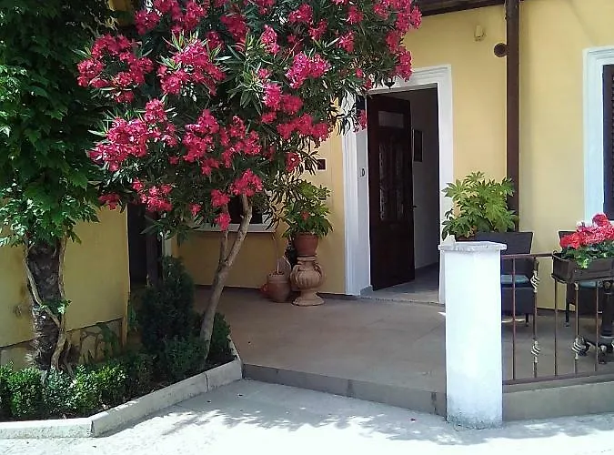 Tusculum 3* 오파티아