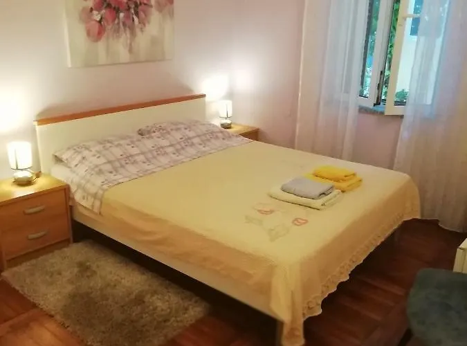 게스트하우스 Tusculum 오파티아